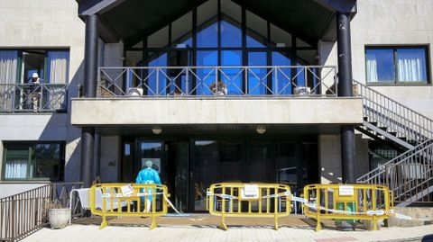 En la residencia de mayores de O Incio vivían o trabajaban en agosto cerca de 170 personas, de las cuales 128 se han contagiado