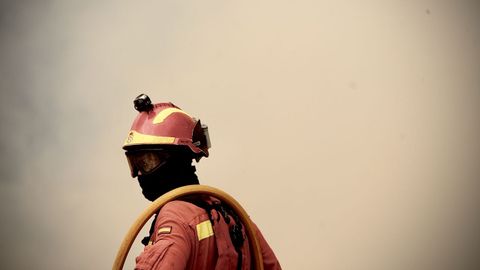 Los incendios han arrasado ya 7.000 hectareas en Ourense