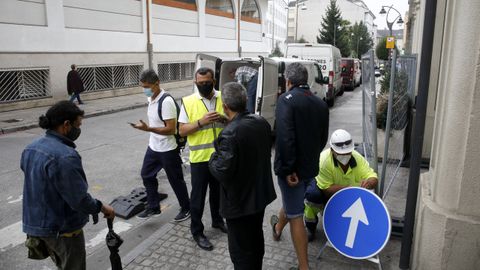 Las obras de peatonalización de Quiroga Ballesteros comenzaron este lunes y se prolongarán durante diez meses, en tres fases