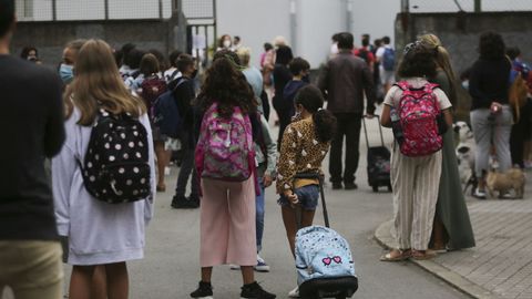 Entrada al colegio Ramón de la sagra.