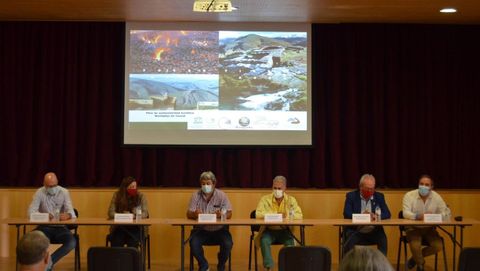 El plan de sostenibilidad turística fue presentado en la casa consistorial de Ribas de Sil