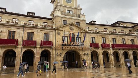 Plaza del Ayuntamiento de Oviedo, durante el da de San Mateo 2020