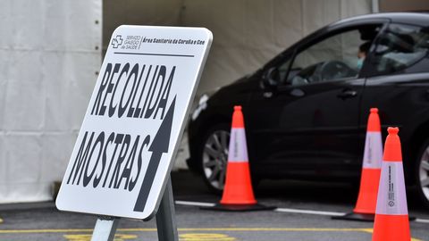 Covid-auto, punto de recogida de muestras para el test del coronavirus en A Coruña