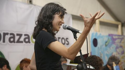 Rosalía Fernández, na Praza dos Libros carballesa, antes da pandemia