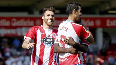 Carlos Pita celebra un gol ante el Mallorca en el Ángel Carro, en la primera vuelta de la temporada 2018/19