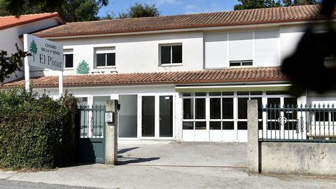 La Xunta se vio obligada a intervenir la residencia El Pinar el pasado mes al detectarse 28 casos en un día