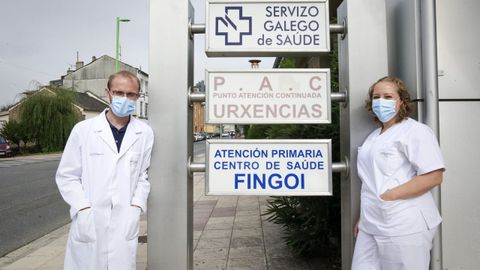 David Hermida y Yolanda Ares son enfermeros y se especializan en familiar y comunitaria en Fingoi