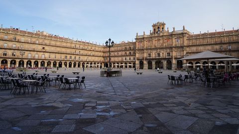 La plaza mayor de Salamanca, prcticamente vaca esta maana
