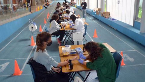 La Universidad empezo con pruebas de cribado a los estudiantes, con test rápidos enviados por el Sergas