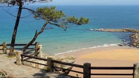 Mirador sobre la playa de la Ñora