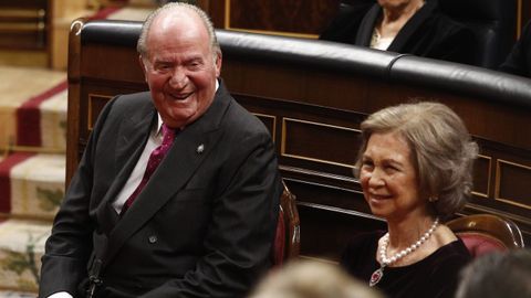 Juan Carlos I y la reina Sofía, en un acto en el Congreso.