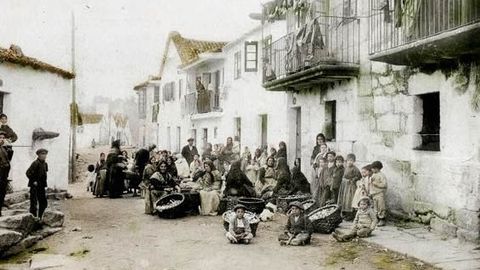 Barrio de A Moureira, en Pontevedra, en una imagen de los años veinte del siglo pasado. Ahí nació en 1855 Benito Soto, el pirata del Burla Negra con quien navegó el viveirense Nicolás Fernández Ventura