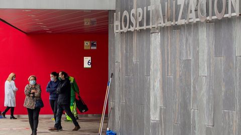 Entrada de hospitalizacin del Hospital Universitario Central de Asturias (HUCA).