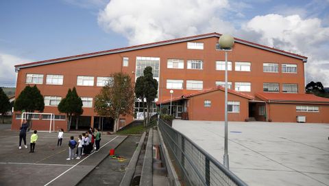 Imagen de archivo del CEIP de Palmeira, en donde Educación tiene contabilizados cinco casos y hay dos aulas cerradas