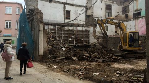 Las obras de derribo del inmuebles y vaciado de los escombros ya finalizaron