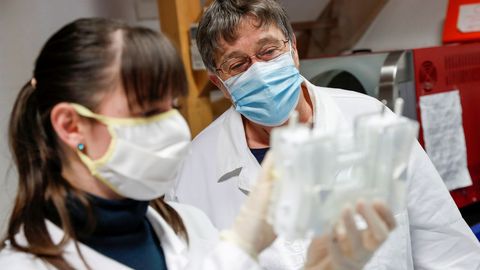 Científicos húngaros trabajan en la consecución de una vacuna contra el coronavirus