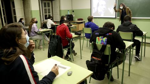 Clase de Filosofía en el IES Rosalía de Castro de Santiago