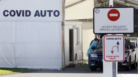 Zona de covid-auto en el HULA
