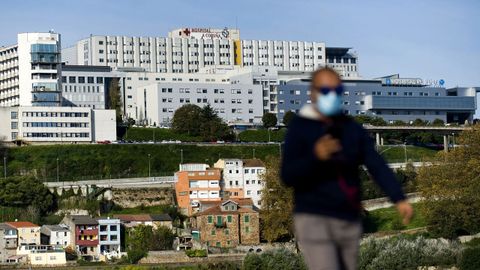 Vista del núcleo central del Chuac (Complexo Hospitalario Universitario A Coruña)