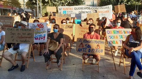 Protestas de profesores en Bueu a principios de curso pidiendo más medidas de seguridad en los centros educativos