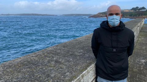 Emerson Alejandro Vilariño no titubeó a la hora de meterse en el mar para salvar al hombre que se estaba ahogando