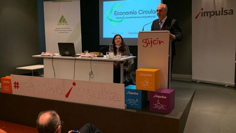 Un momento de una conferencia sobre economa circular organizada por ASATA