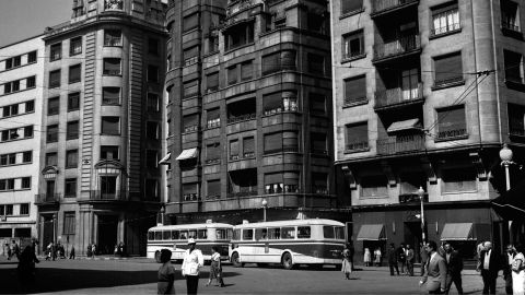 MAYU. Plaza del Carmen, 1962
