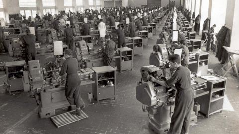 PAYARES. Taller de la Universidá Llaboral, h. 1960