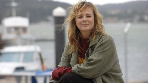 Emma Suárez, durante la grabación de la serie «Néboa» en Galicia