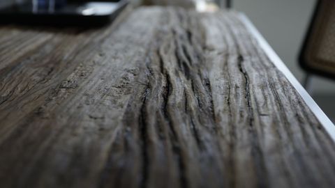 La madera proviene del aserradero de Outes Hijos de Vicente Suárez