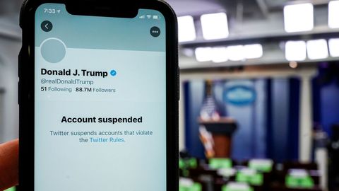 Cuenta de Twitter de Trump suspendida