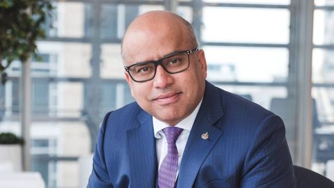 Gupta, presidente del grupo Liberty