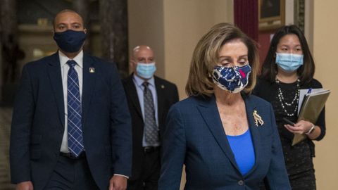 Nancy Pelosi a su llegada al Capitolio