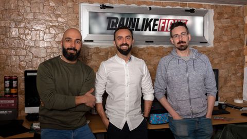 Mike Soutullo, director de Arte, Rubén Pomar-Giao, CEO, y Richard Rivadulla, Internacional Service Manager de TrainLikeFight