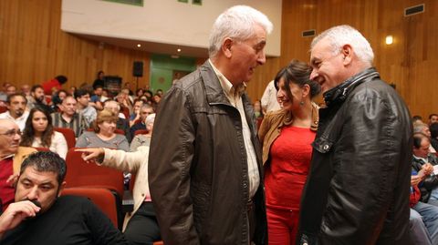 Miramontes junto al entonces coordinador general de IU, Cayo Lara, y Yolanda Díaz en un mitin de AGE en 2012