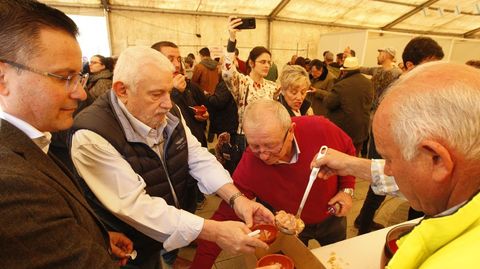 El año pasado se celebró la edición 29 de la Festa do Caldo de Ósos