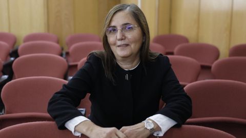 María José Modroño, presidenta de la Academia Médico Quirúrgica de Ourense, presentará la sesión