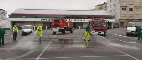 Limpieza y desinfección del campo de la feria de Vilalba en abril