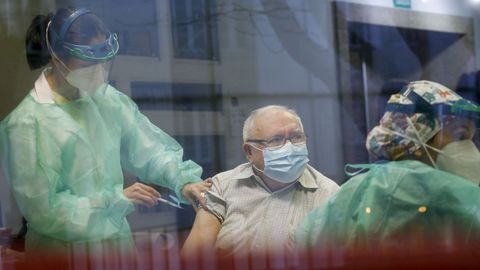 La propagación del virus crece en Santiago, aunque a menor velocidad que en otras ciudades