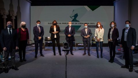 Los nueve principales candidatos a la Generalitat, este viernes en el primer debate, organizado por La Vanguardia