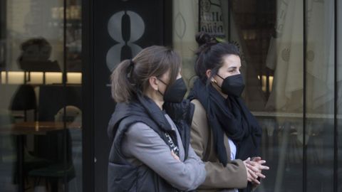 Poco ambiente en las calles de Carballo este sábado