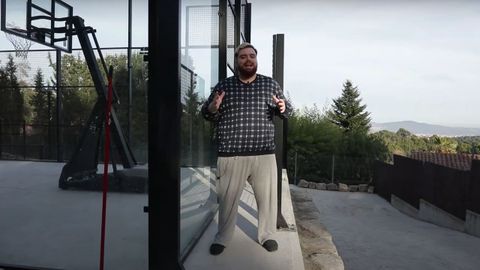 Captura de imagen del vídeo de Ibai «Mi nueva mansión 2021»
