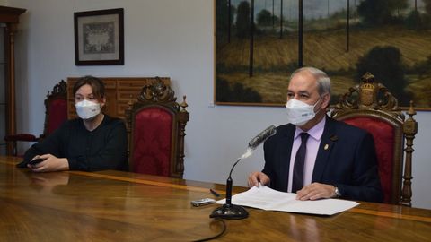 El presidente de la Diputación, José Tomé, y la diputada Pilar García Porto, dieron cuenta de los acuerdos de la junta de gobierno