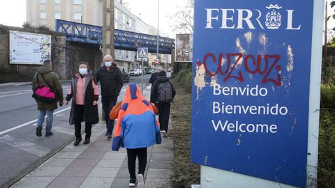 La señal de entrada está después, pero la rotonda del puente de las Cabras también es Ferrol