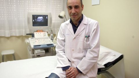 Andrés Rodríguez Alonso es especialista en Urología