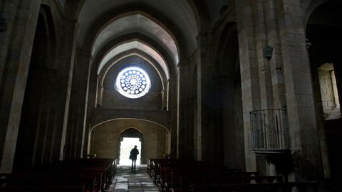 El rosetón de granito no deja a nadie indeferente
