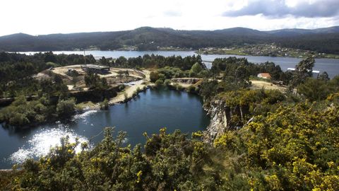 Desde los molinos de viento hay una buena vista de Pedras Miúdas que no debes perderte en Catoira