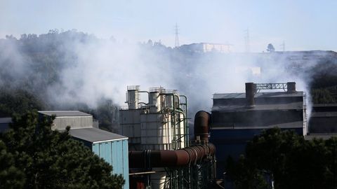 Planta de Ferroatlántica en el polígono de Sabón, en Arteixo