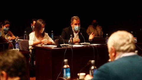 El portavoz municipal del PP, Rafa Domínguez, durante el pleno de este lunes
