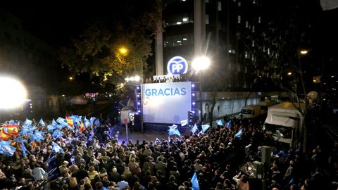 DICIEMBRE 2015. El presidente del PP Mariano Rajoy celebra desde la sede de Génova los resultados electorales del 20D, en unos comicios en los que el PP logró 123 escaños